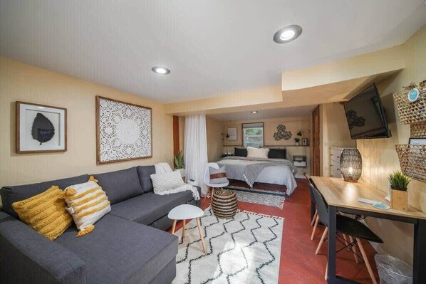 Televisio, työhuone