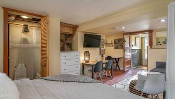 Desk, iron/ironing board, travel crib, WiFi