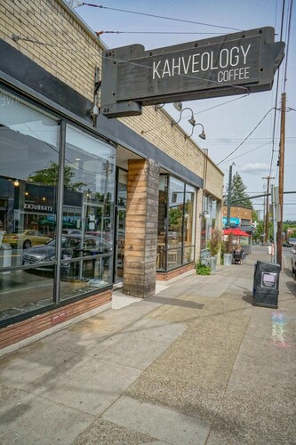 #StayinMyDistrict Sellwood Private Garden Casita