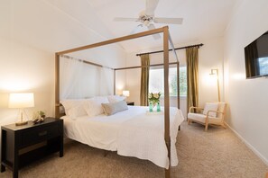 3 habitaciones, caja de seguridad en la habitación y escritorio 