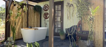 Hale Hapu’u.  A unique Hawaiian experience.