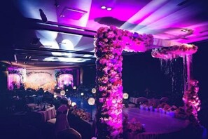 Restaurant - Thinking Land Lingyan Forest Hotel (Dujiangyan)