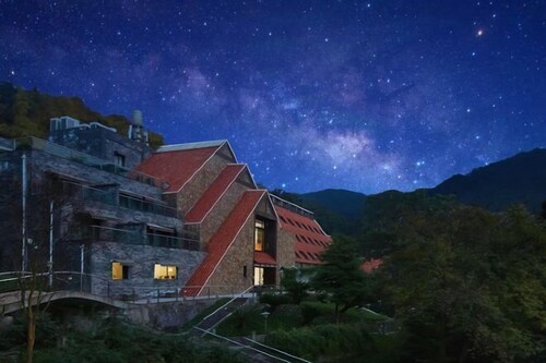 Thinking Land Lingyan Forest Hotel