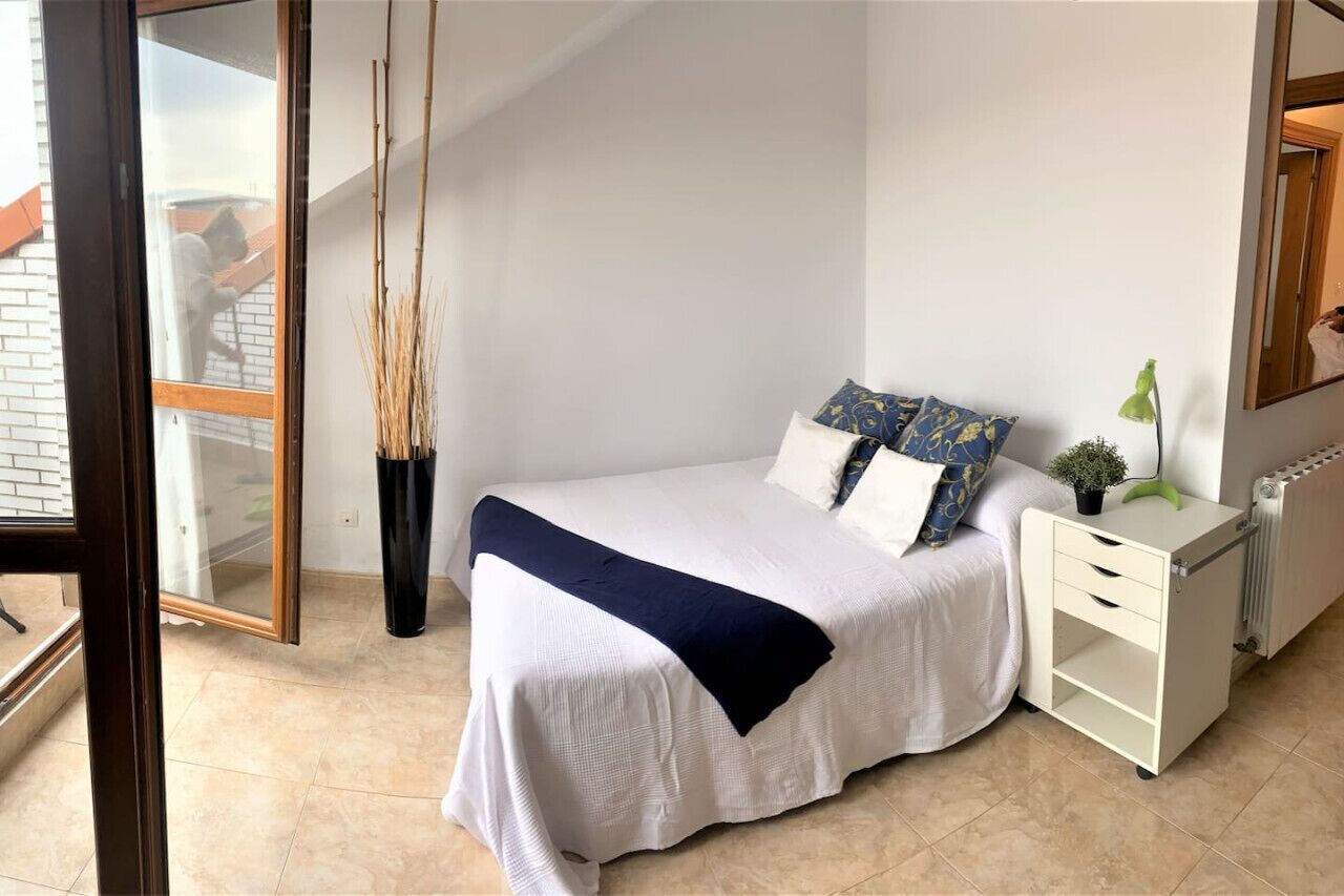 3 chambres, fer et planche à repasser, draps fournis