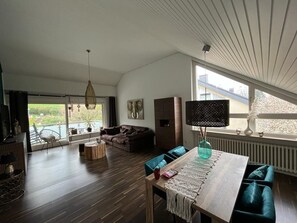 Smart TV - Beautiful vacation apartment in Essen- Burgaltendorf (Essen)