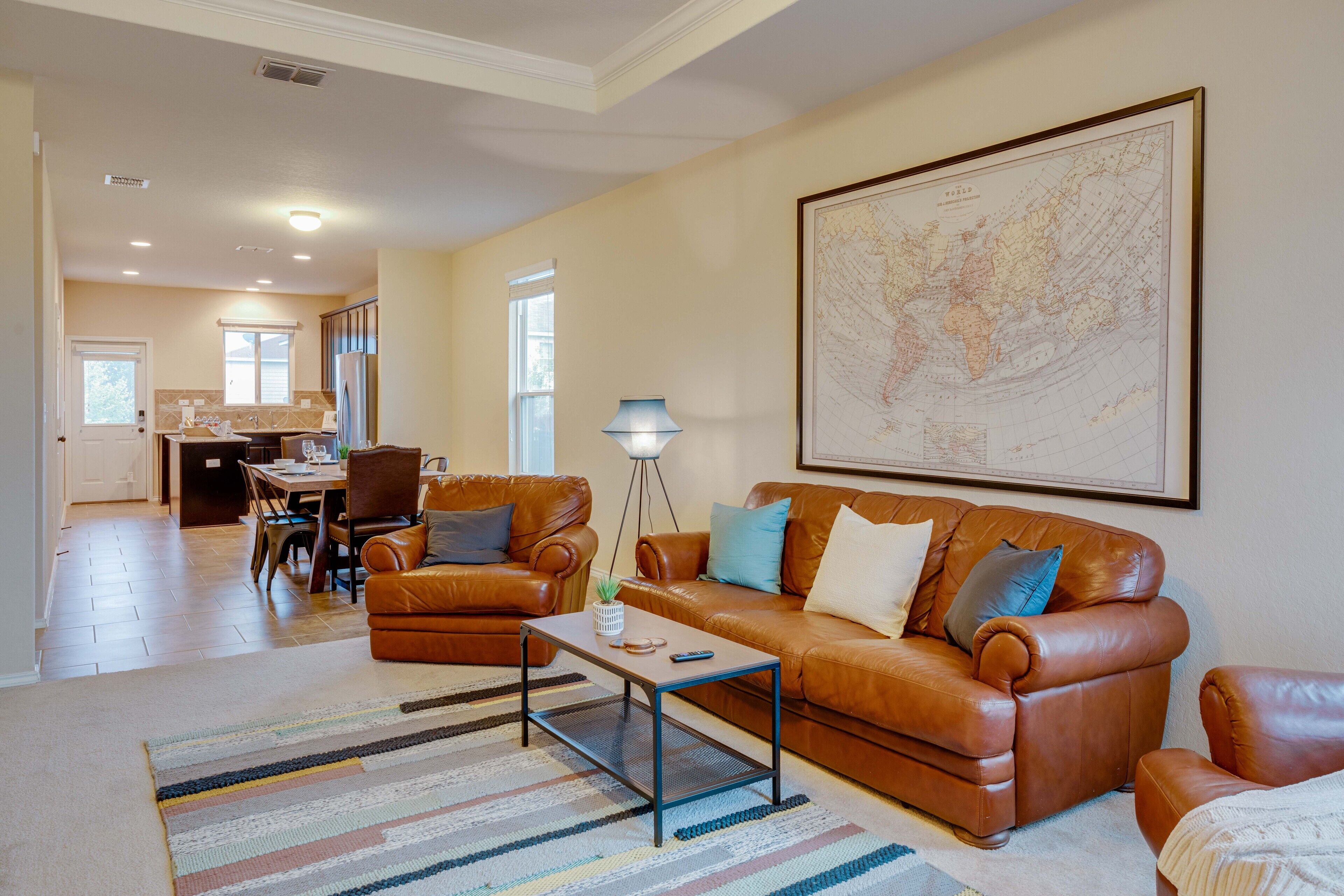 Beautiful Home Close to Randolph Air Force Base