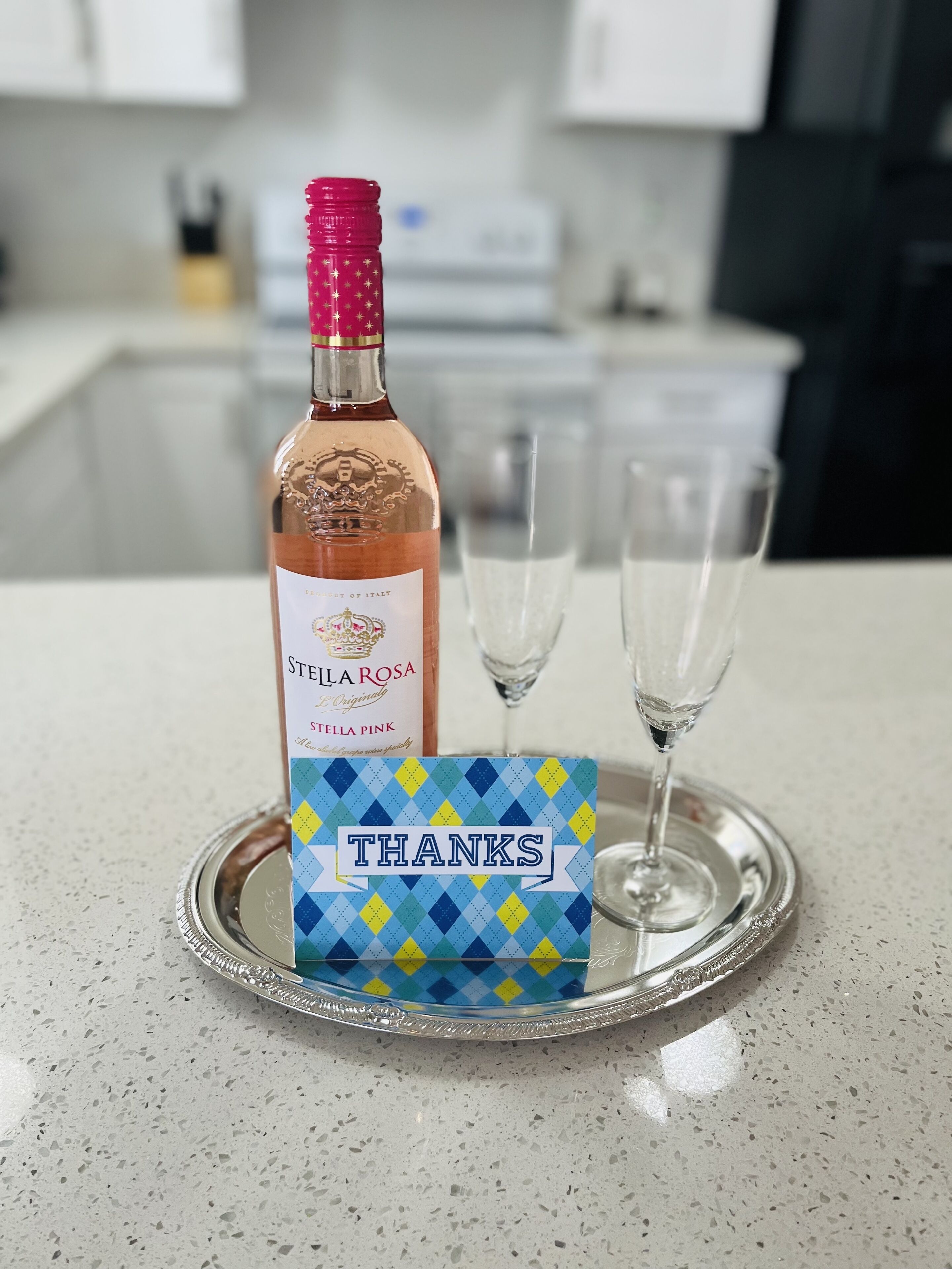 Cozy 4-bedrooms home with indoor fireplace