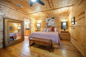 4 habitaciones, escritorio, tabla de planchar con plancha y wifi gratis