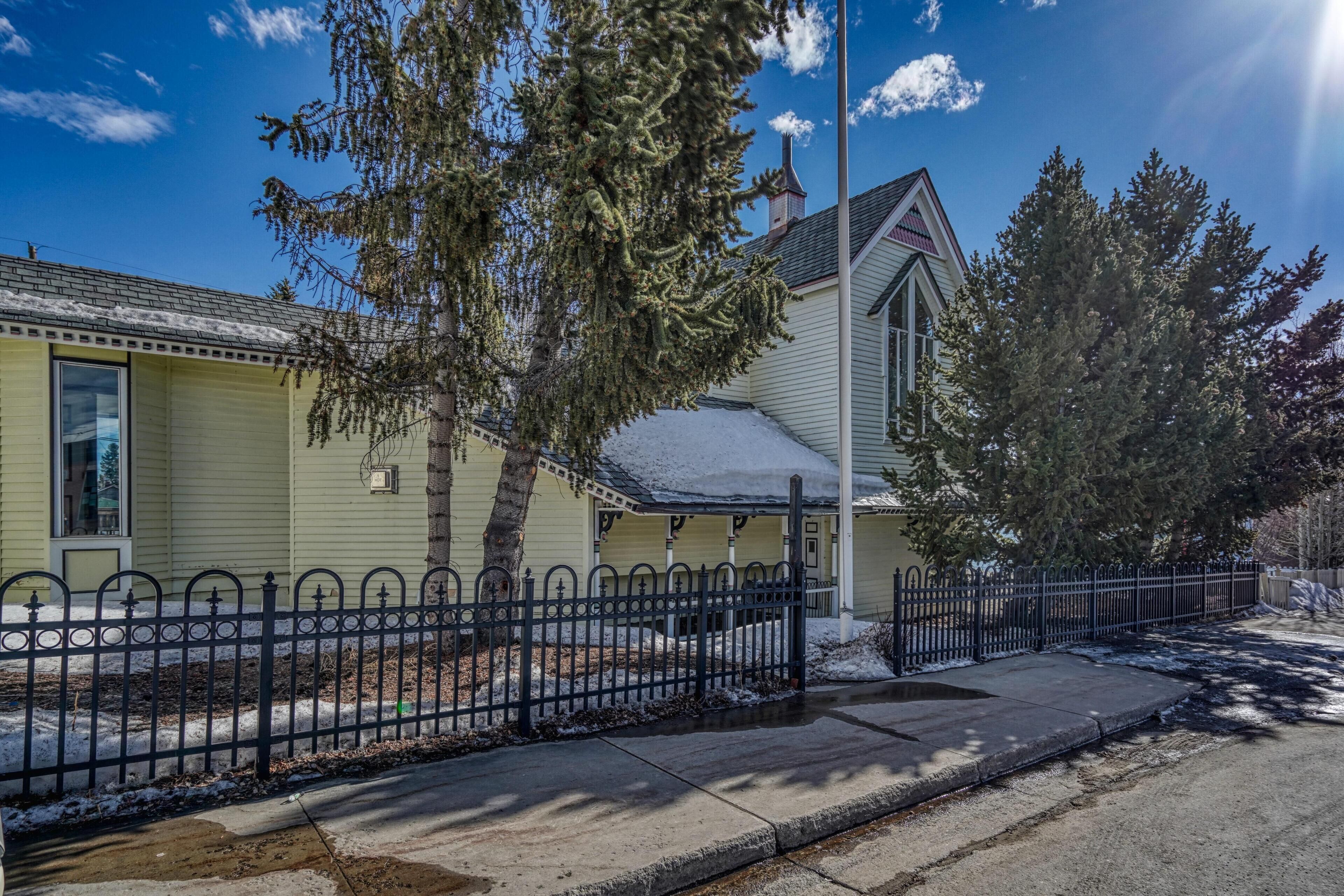 The Yodel Inn-Great for large families! Downtown-Amazing Views!