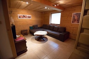 Living area - Charming chalet for 8 people, 3BD, 2BT, kitchen (Zvolen)