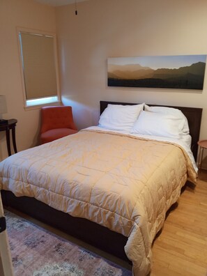 1 chambre, fer et planche à repasser, accès au Wi-Fi (inclus)