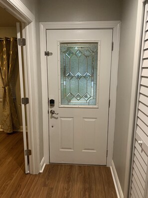 Interior - Cheerful, family friendly home (Tampa)