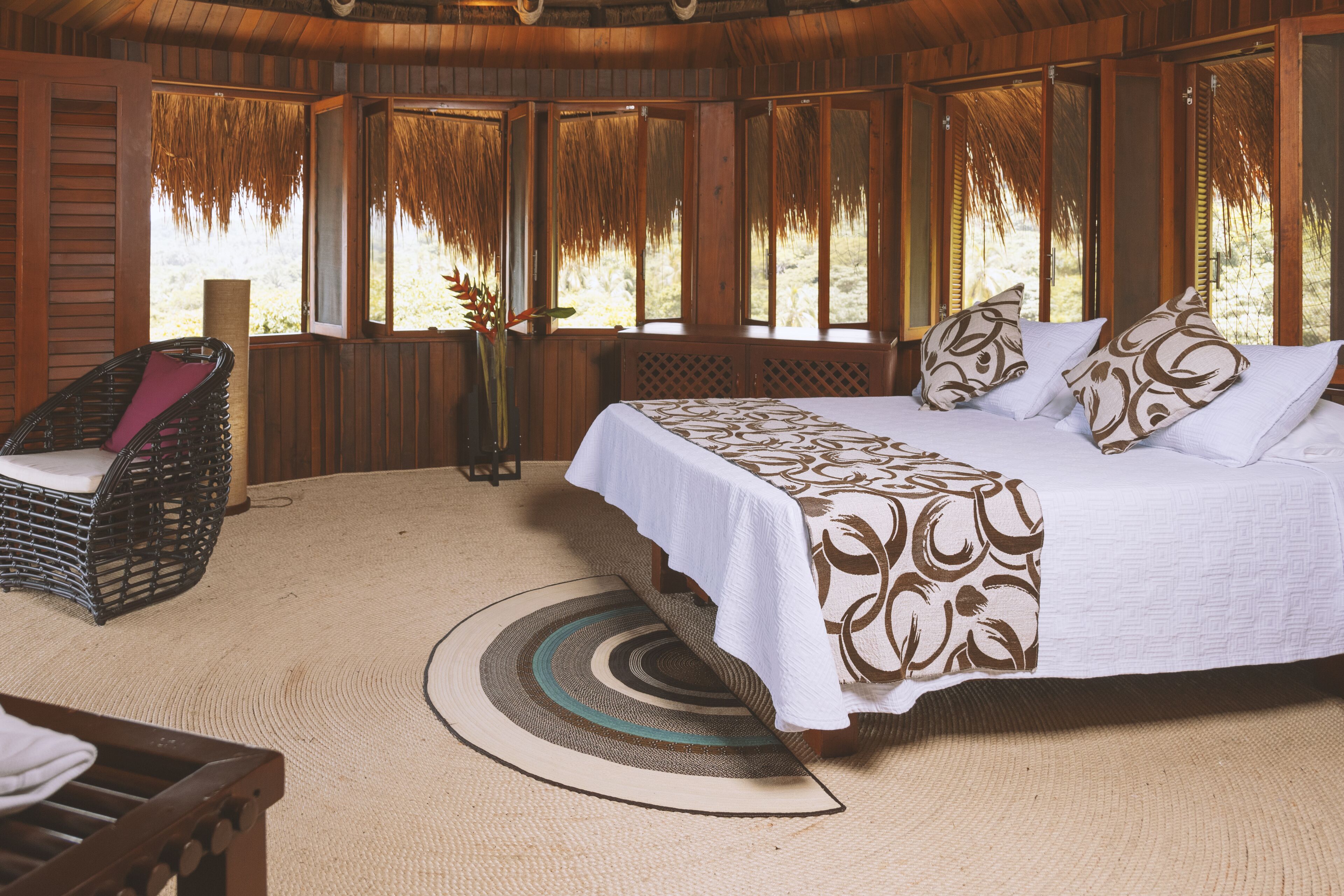 deluxe cabin | 1 bedroom, premium bedding, minibar, bed sheets