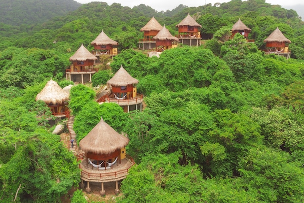 Fachada de la propiedad