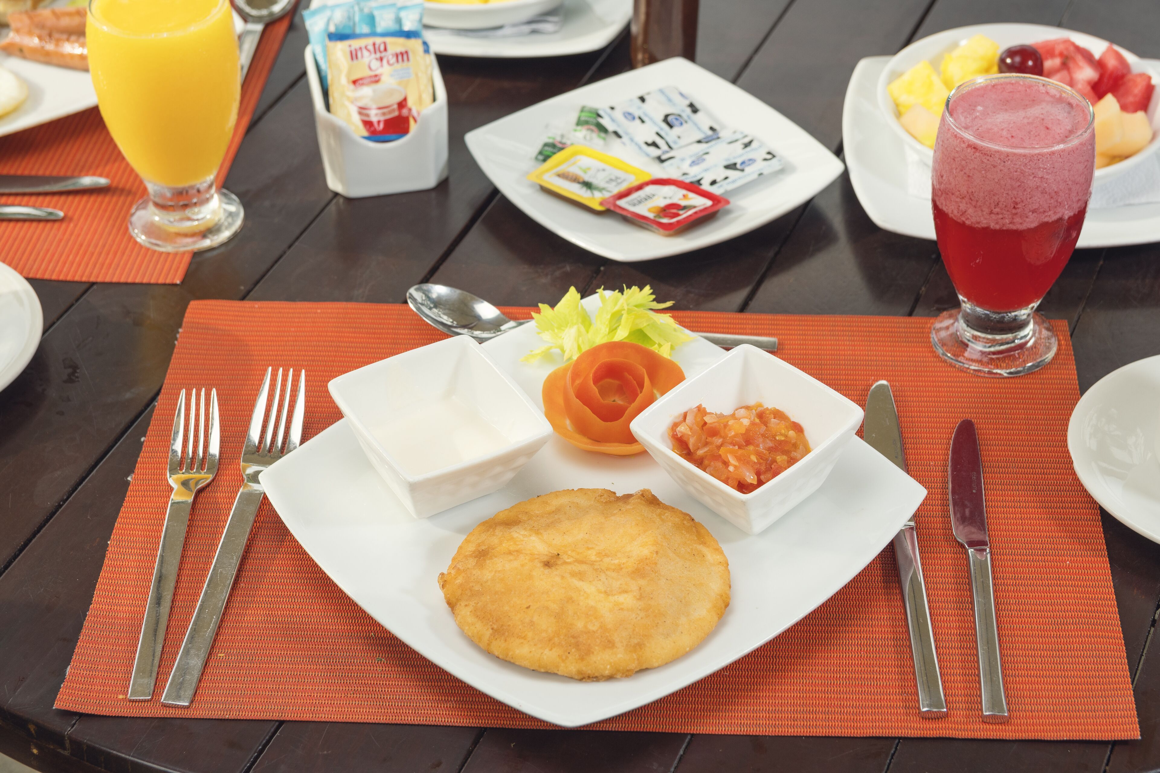 free daily continental breakfast