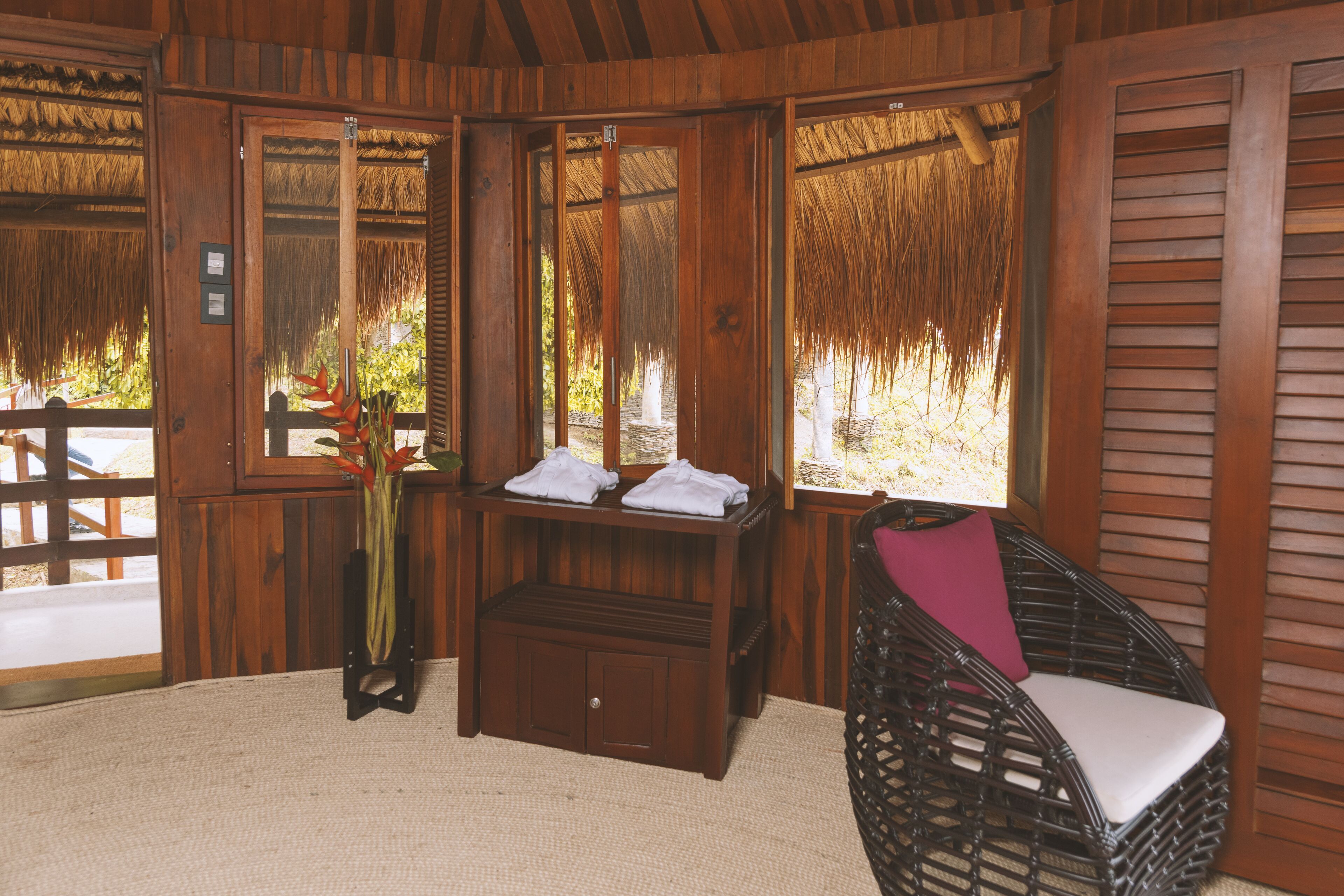 1 bedroom, premium bedding, minibar, bed sheets