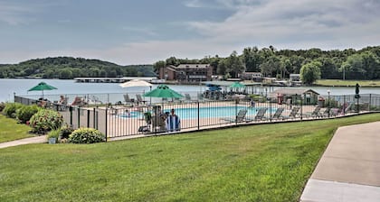 Boat Ramp, Dock & Slip: Step-Free Camdenton Condo!