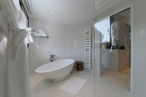 Doppel- oder Zweibettzimmer | Badezimmer