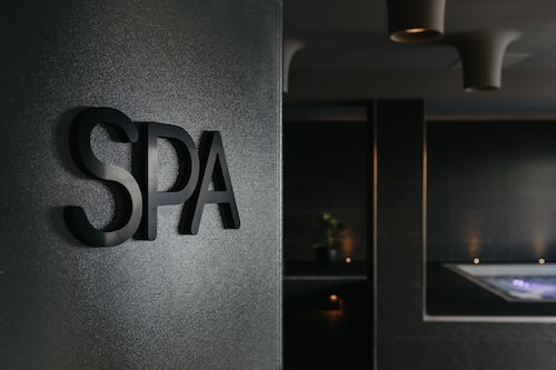 Sauna, bain à remous