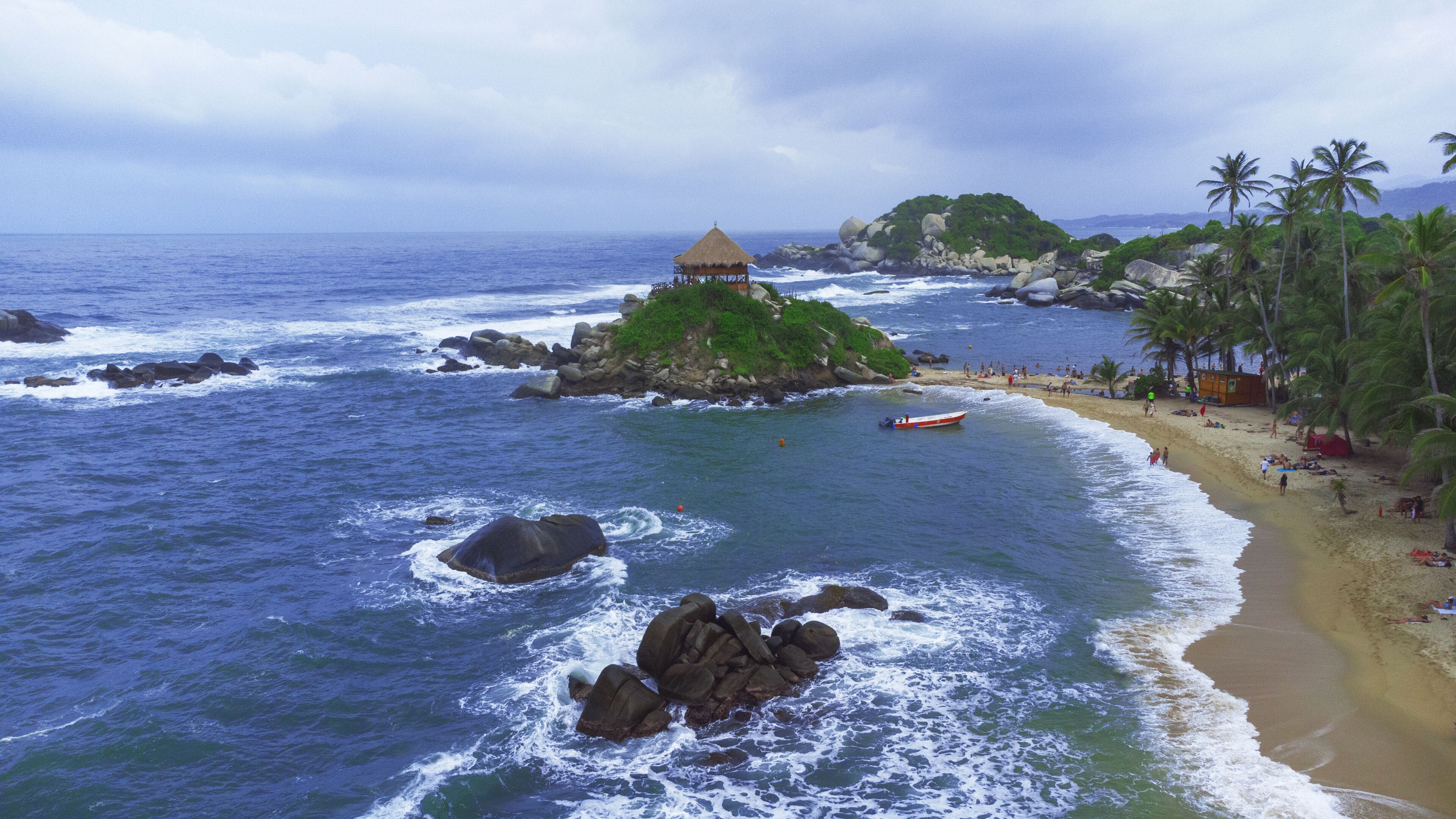 鄰近海灘、白沙