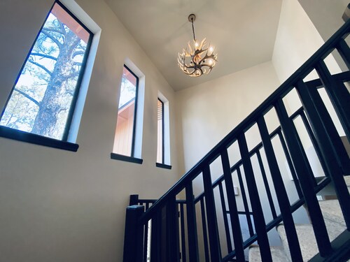 Sleeps 14! Less than 2 miles from the lake and golfing!!