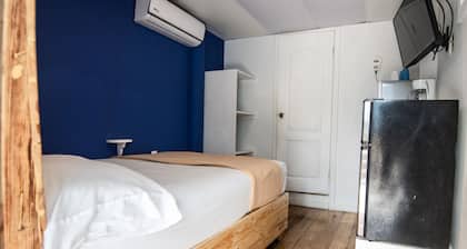 Moon Apartments Standard Room #6