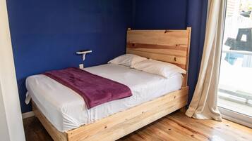 1 bedroom, in-room safe, desk, free WiFi