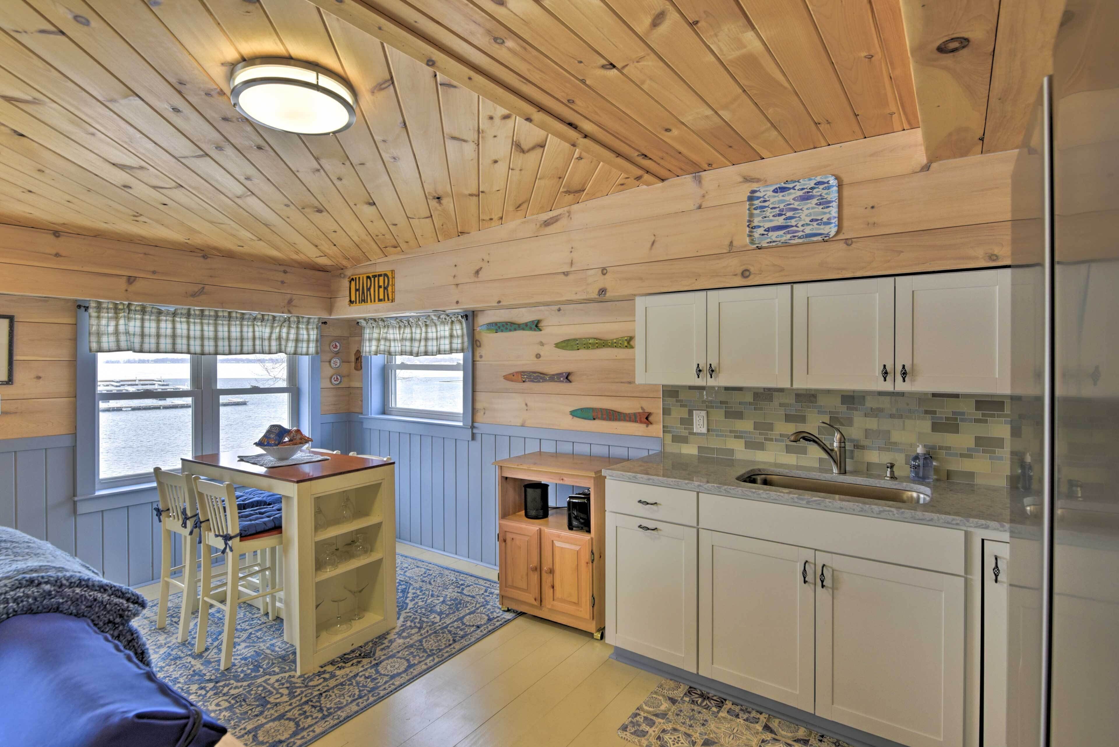 'Captain's Quarters' at St Albans Bay Marina