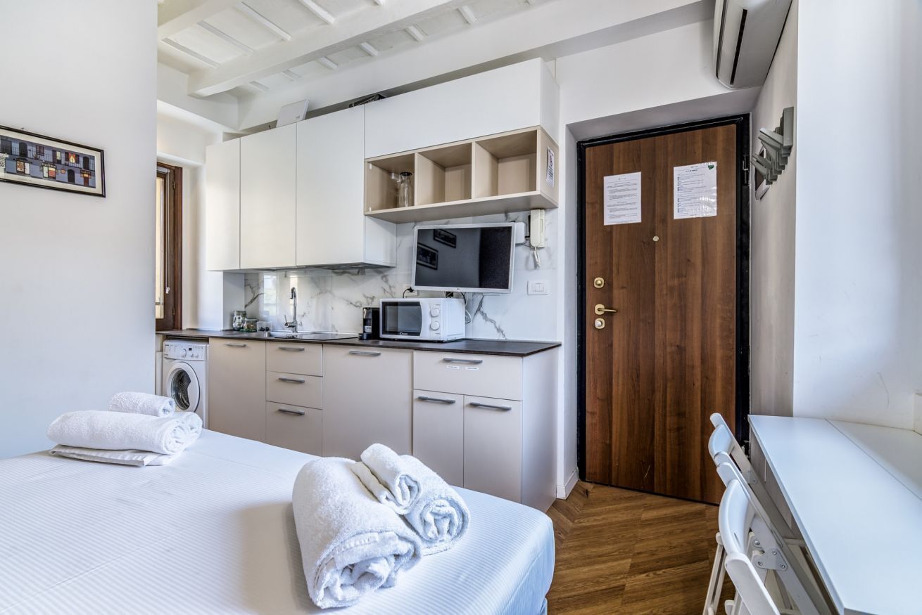 1 bedroom, iron/ironing board, Internet, bed sheets