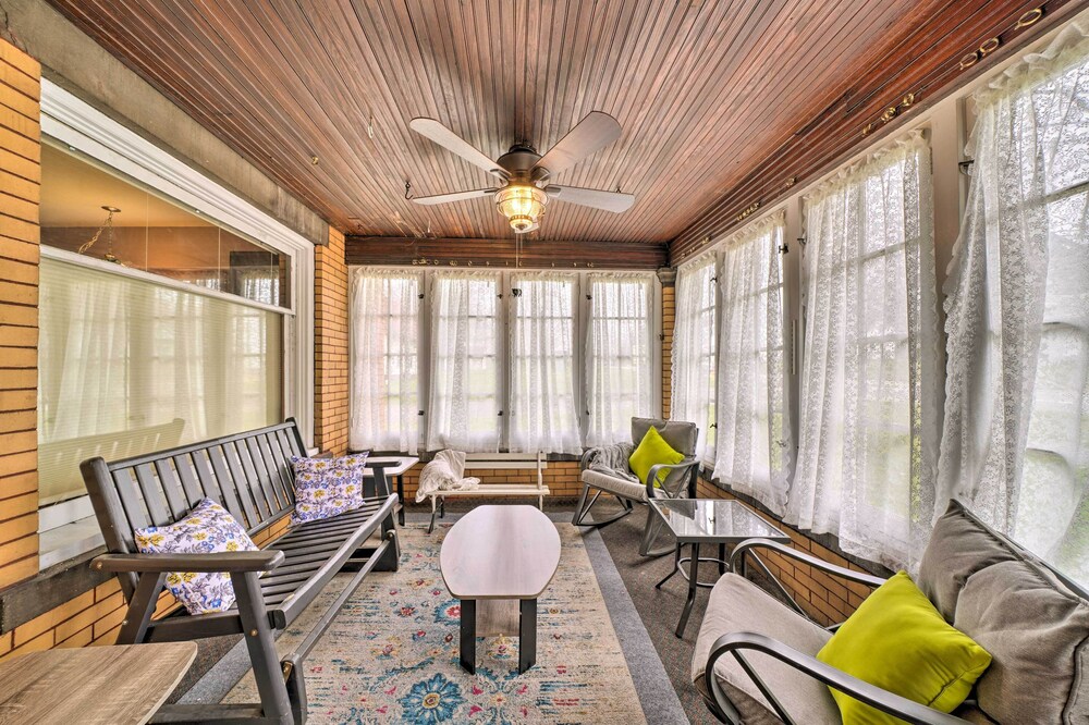 Classy Colonial House w/ Furnished Sunroom!