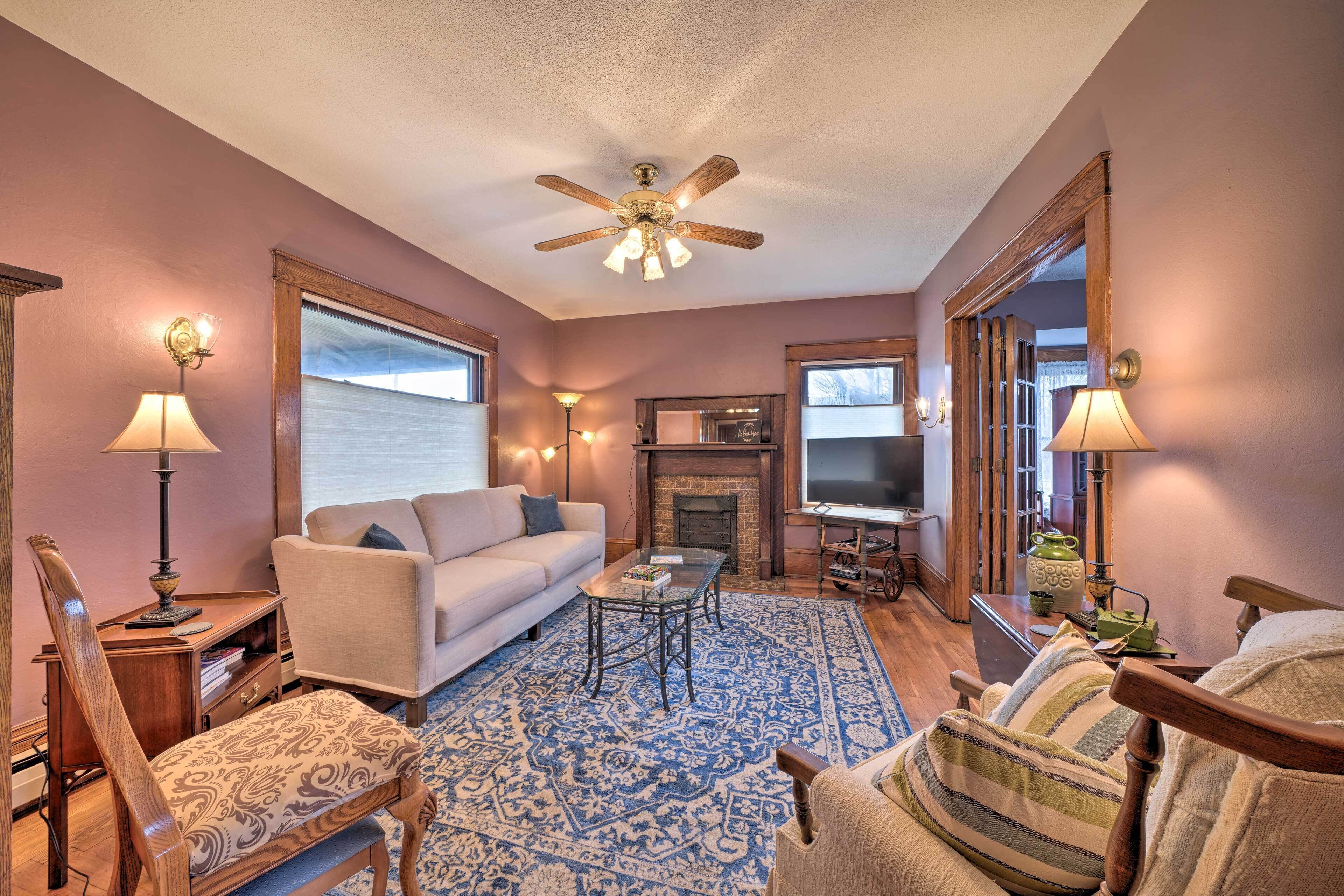 Classy Colonial House w/ Furnished Sunroom!