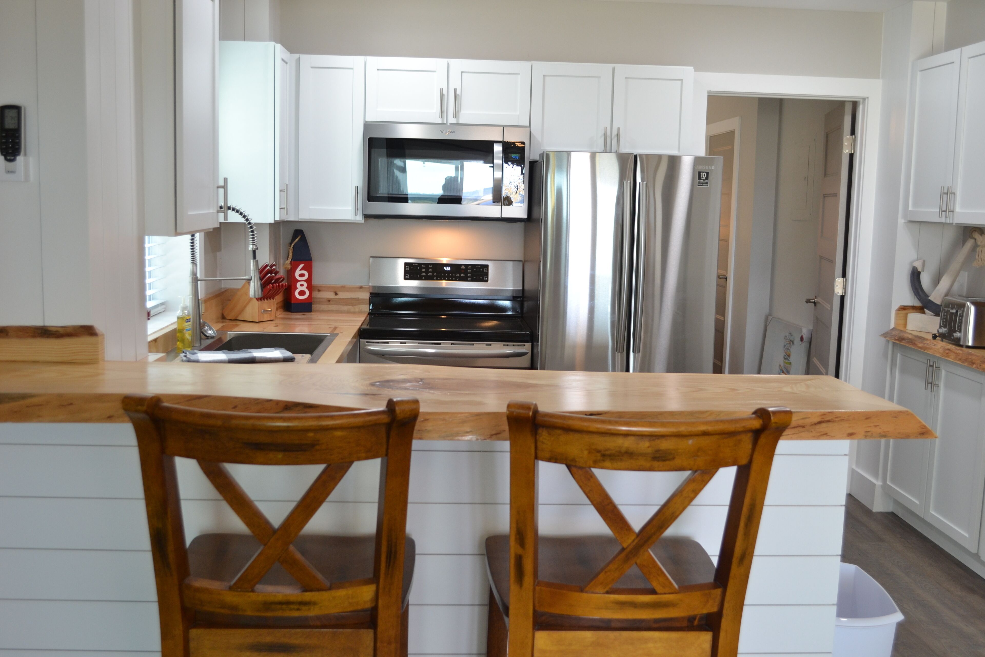 Perfect size for 2 next Sunbury Crab Co Restaurant