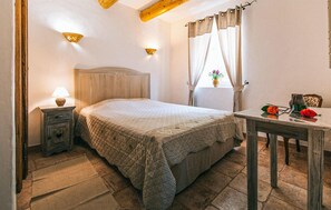 2 makuuhuonetta, ilmainen Wi-Fi, vuodevaatteet