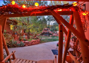 Property grounds - Sedona Sacred Rocks Retreat Center (Sedona)