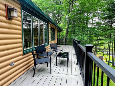 Beautiful Summer Lake Home - Minutes away from Minocqua!