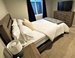 2 bedrooms, desk, free WiFi, bed sheets