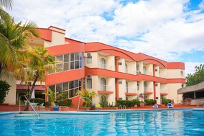 Piscina externa
