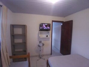 Free WiFi - Kitnet na praia de Caiobá (Matinhos)