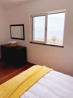 3 habitaciones, escritorio y wifi gratis 