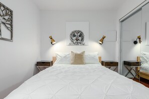 1 chambre, fer et planche à repasser, Wi-Fi, draps fournis