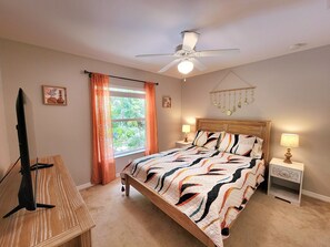 3 bedrooms, iron/ironing board, free WiFi, bed sheets - Beautiful Heated Pool House with Backyard Oasis (North Port)
