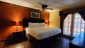 1 bedroom, iron/ironing board, WiFi - Spacious River Ranch Private COTTAGE with private porch!  401 (River Ranch)