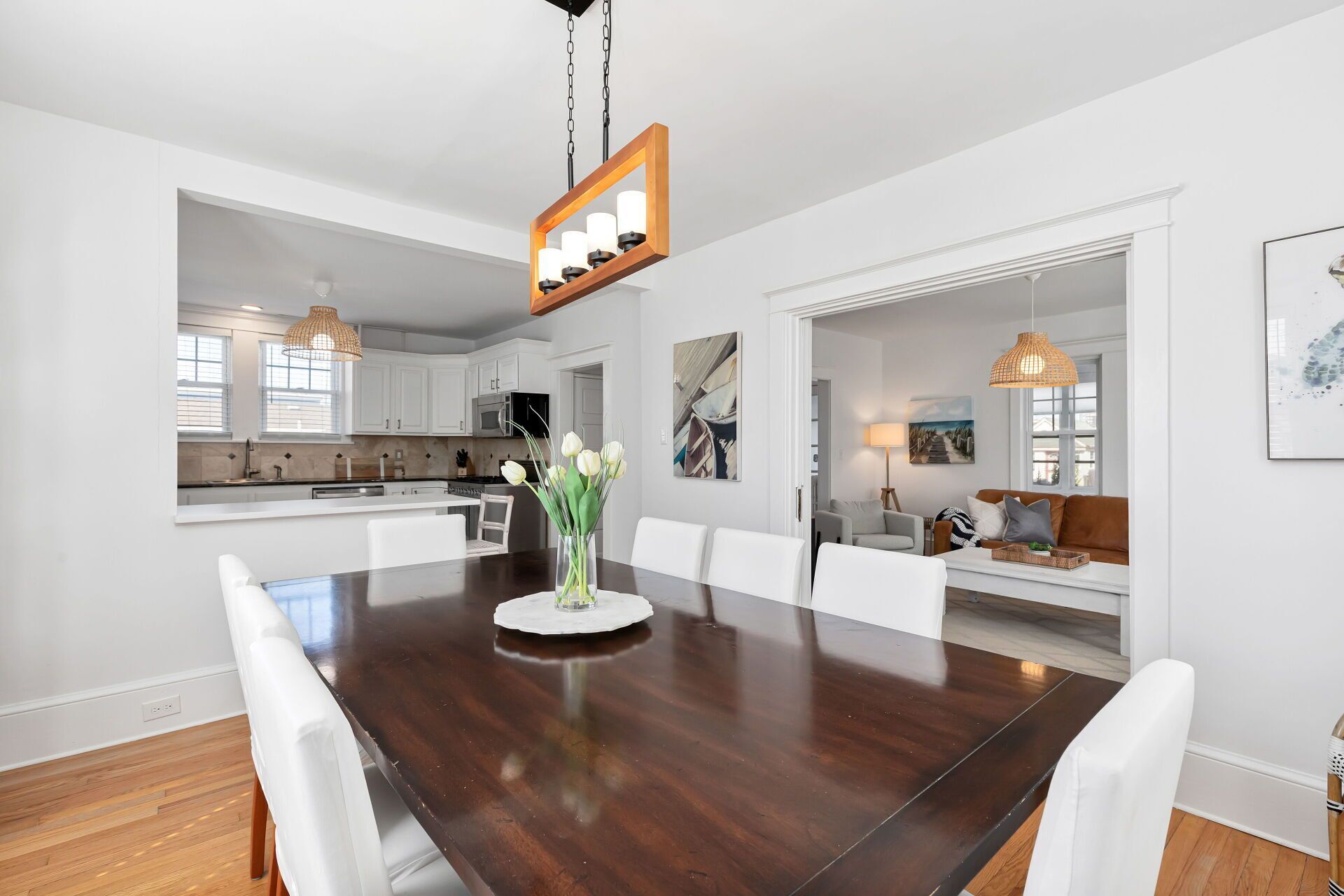 NEWLY RENOVATED OCEANSIDE WITH POOL!! 2 BLOCKS TO BEACH!