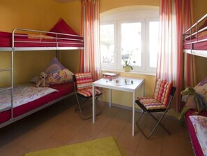 3 habitaciones, tabla de planchar con plancha y wifi 