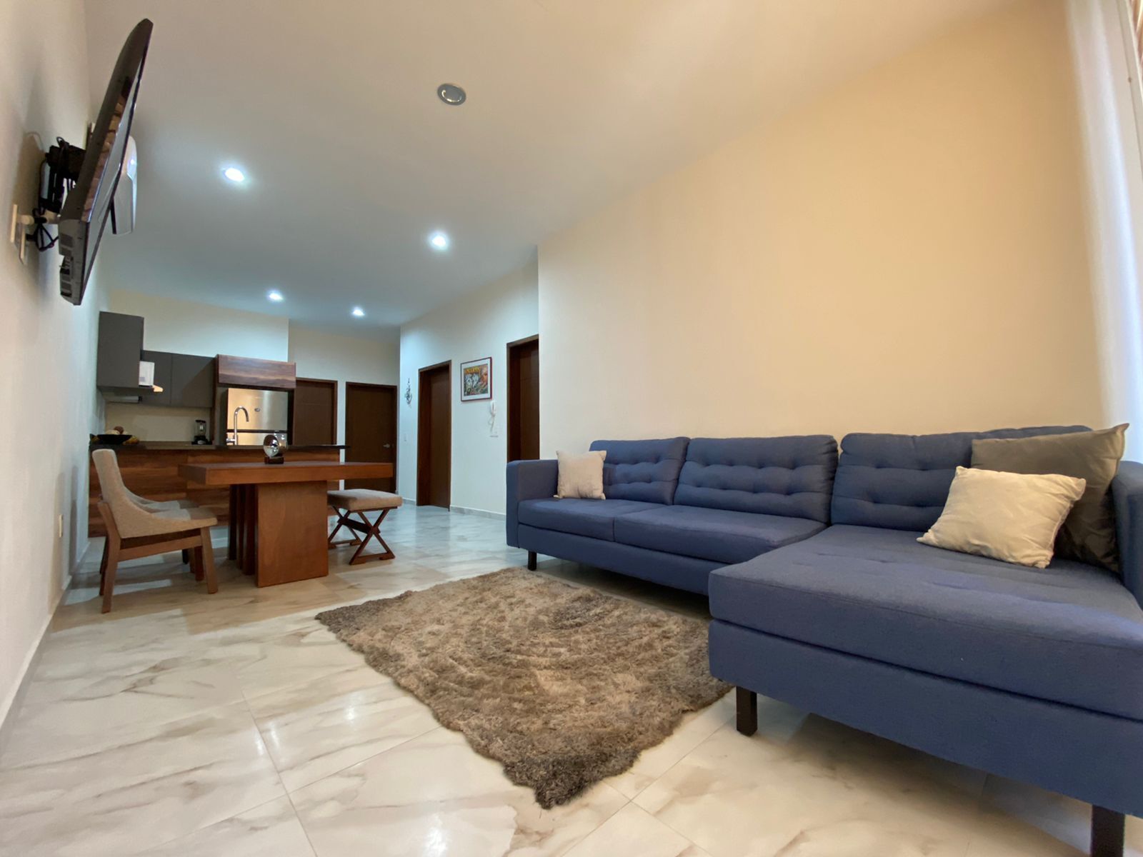 New 3-Bedrooms apartment close to the beach.