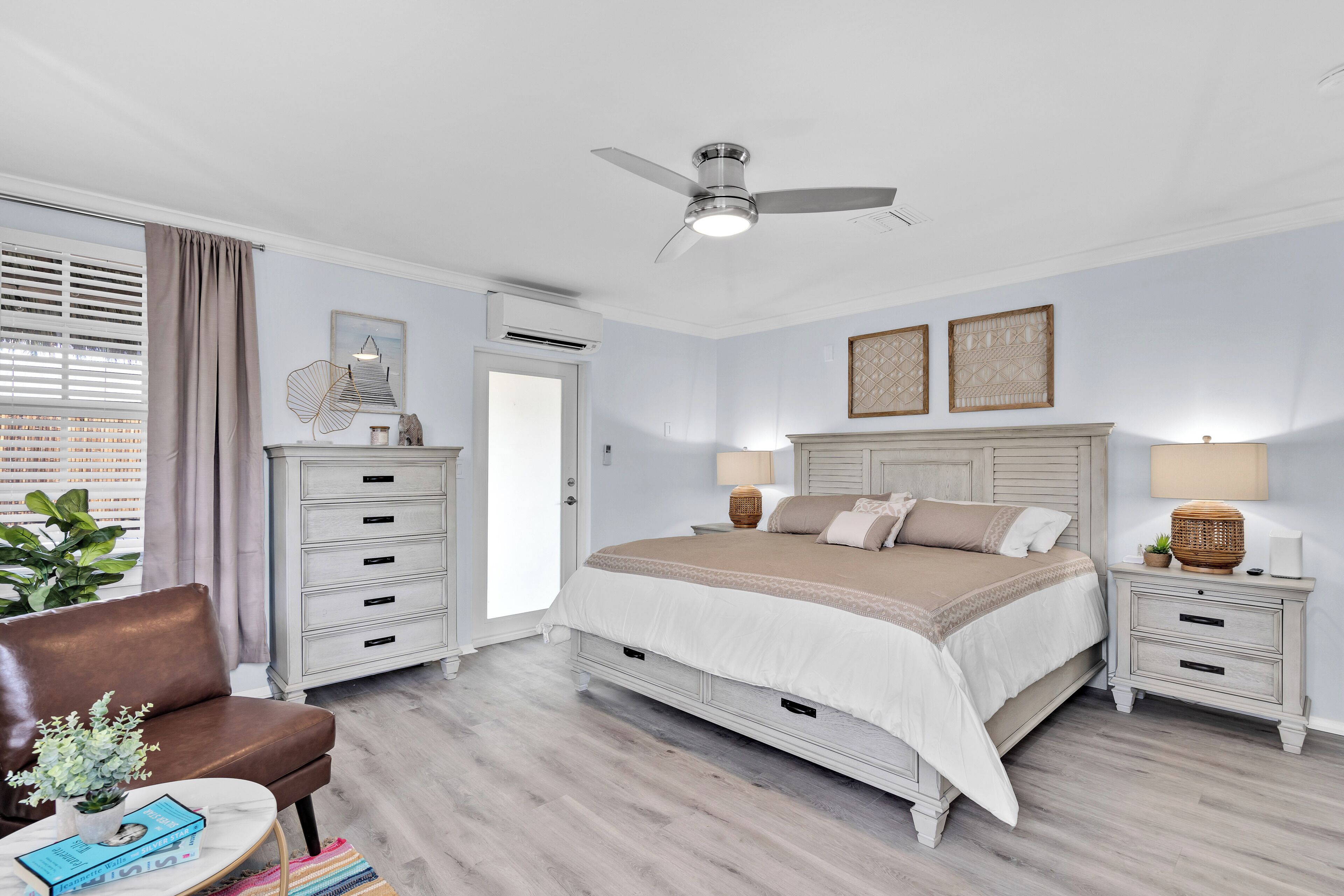 4 chambres, bureau, fer et planche à repasser, Wi-Fi gratuit