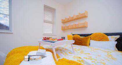 Beautiful two bedrooms ensuite apartment