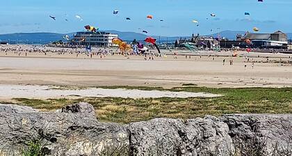 2 bed apartment 5min from sea in bare Morecombe