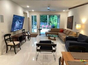 Smart TV, DVD player, stereo, computer monitors