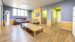 Habitació bàsica, 3 dormitoris (byeolchae1ho(1cheung)) | Wifi gratuïta 